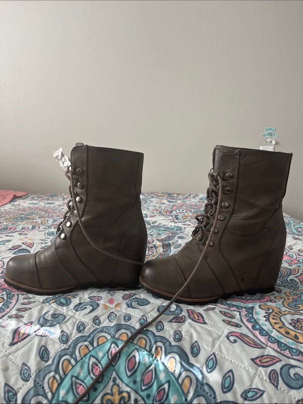 Sorel Olive Green Lace-Up Wedge Ankle Boots